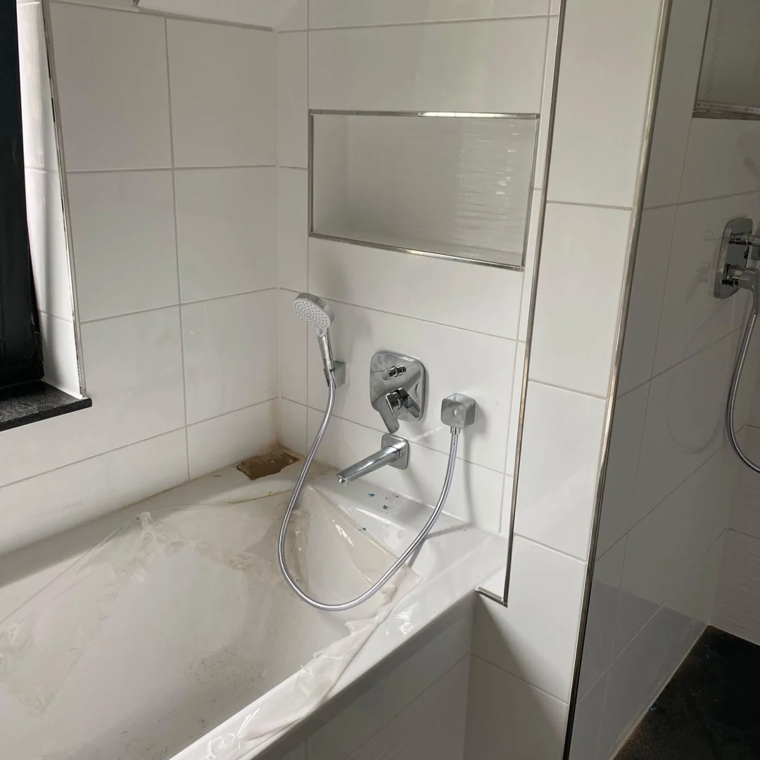 2de26ba7-05ce-484c-9ca0-84b0707e3f20