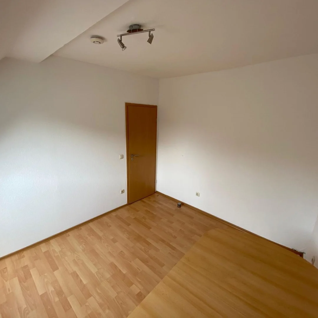 3bcbe8fe-38b2-4bd7-b00e-0604d74694fd