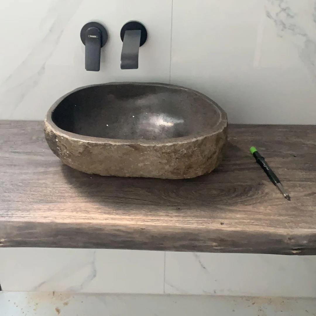 80c2d459-d12c-41b0-9076-683f4f6f74e6